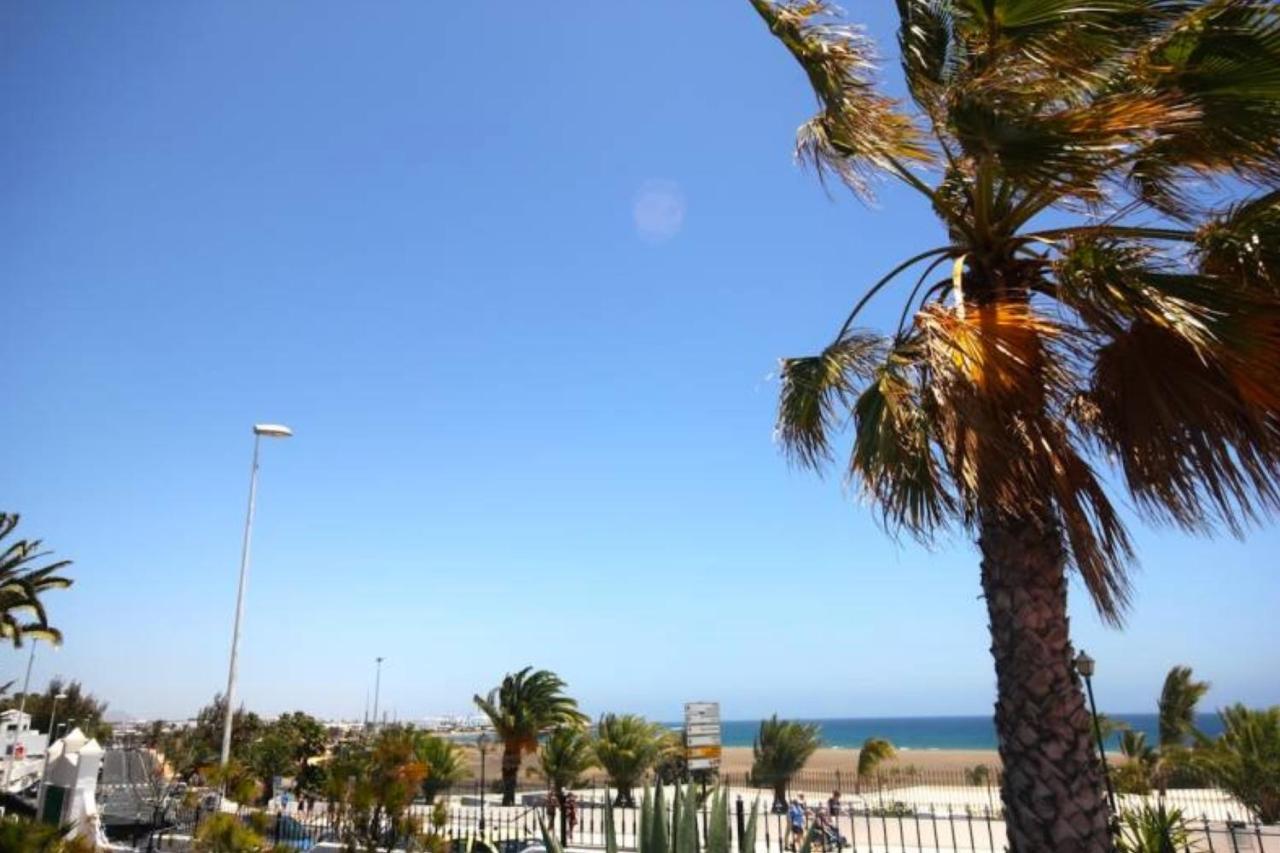 Casa Playa Los Pocillos In Puerto Del Carmen Puerto del Carmen  Eksteriør billede